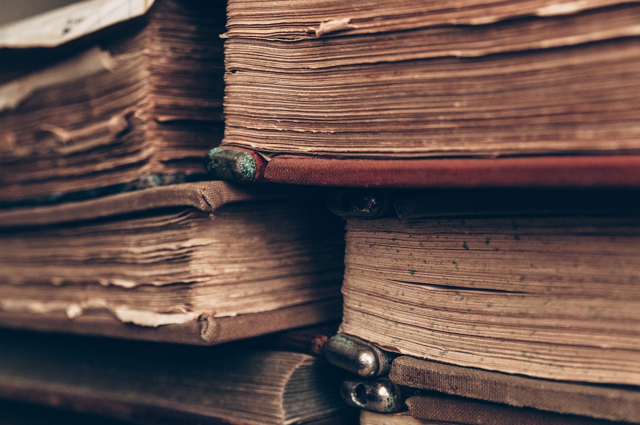 books, old, antique-4812032.jpg